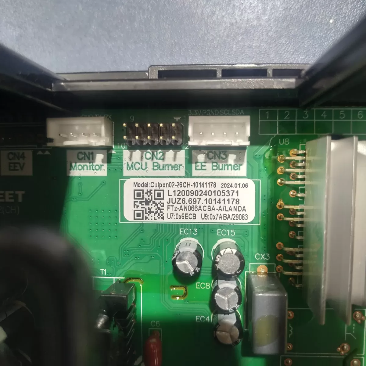 PLACA CONDENSADORA ELGIN SÓ FRIA ECO DREAM HIFE09C2CA - Imagem 2