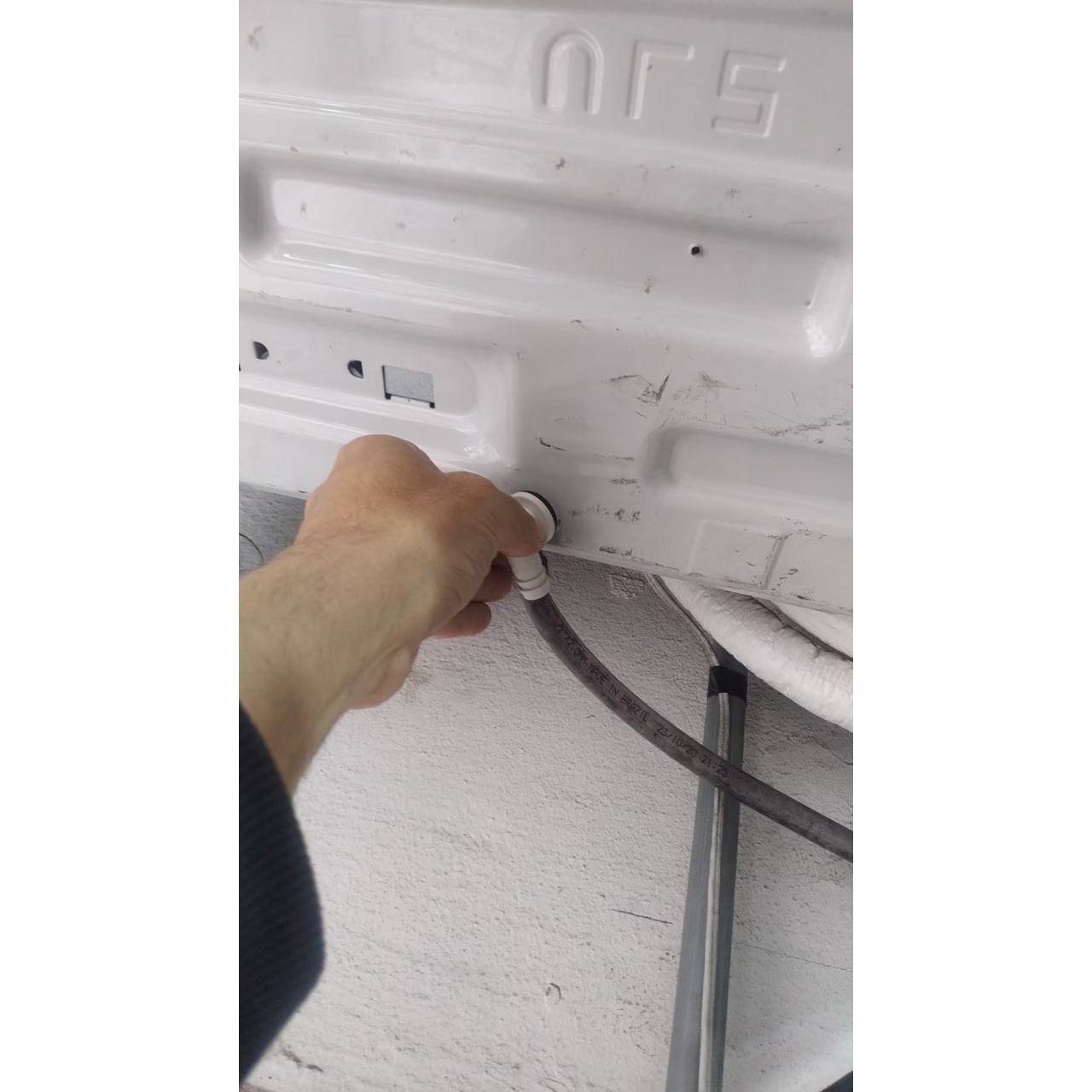 Curva De Dreno Do Condensador Quente Frio Comfee Midea Springer - Imagem 2